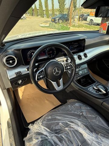 מרצדס-בנץ E-class