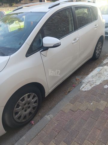 טויוטה ורסו