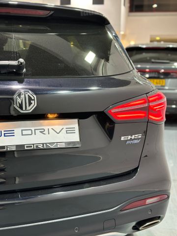 אם ג'י EHS PHEV