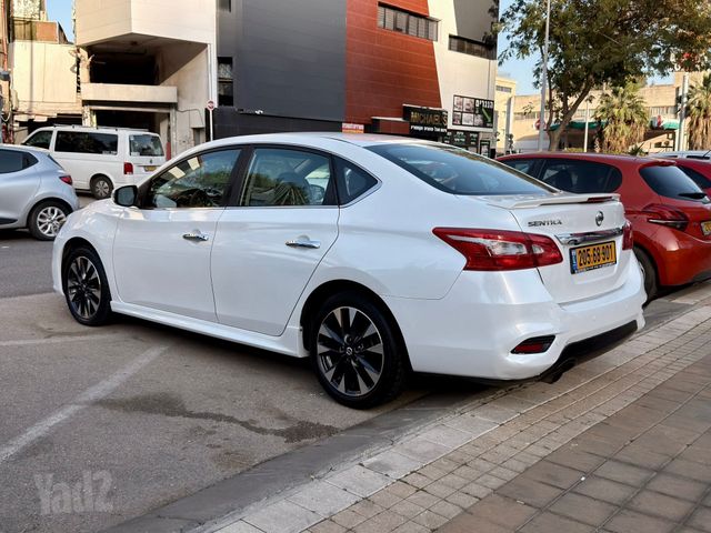 ניסאן סנטרה