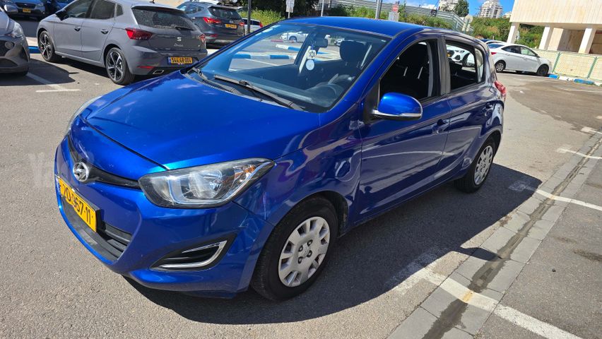 יונדאי i20