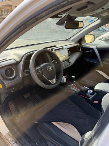 טויוטה RAV4