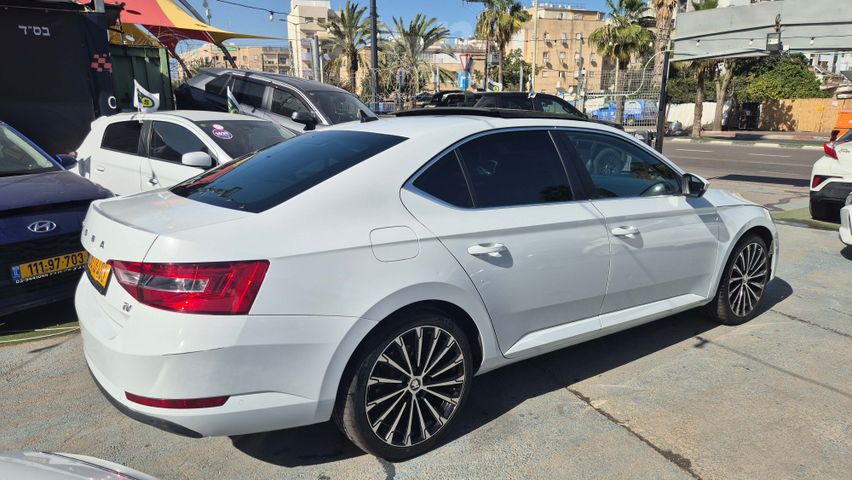 סקודה סופרב
