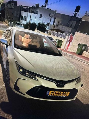 מודעת רכב טויוטה קורולה