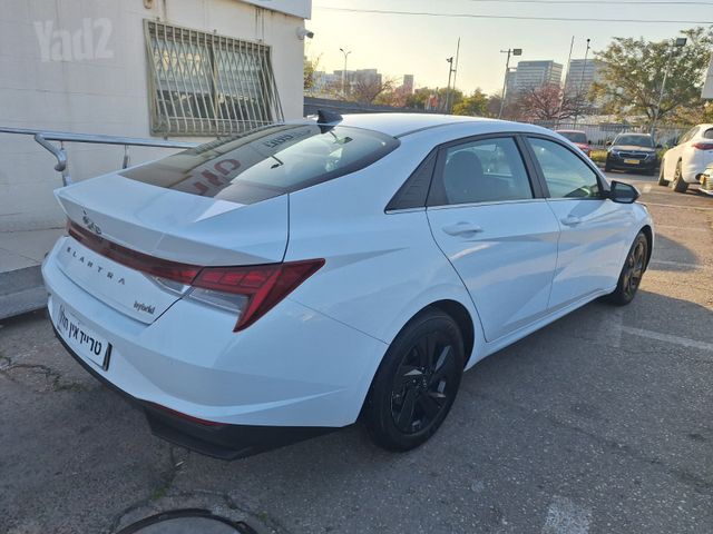 יונדאי אלנטרה