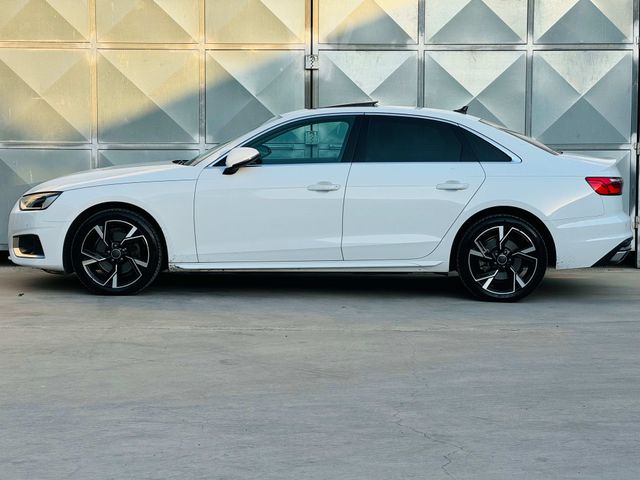 אאודי A4