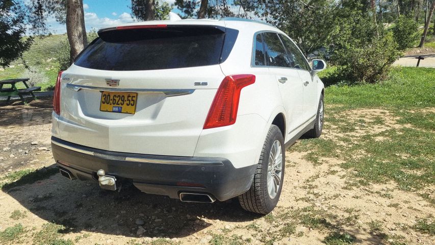 קאדילק XT5