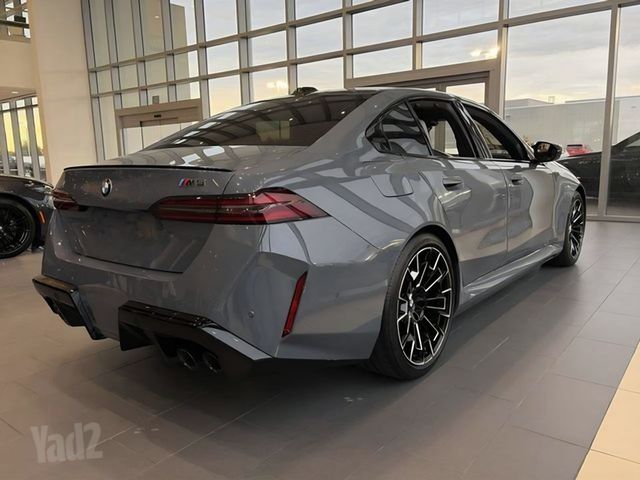 ב מ וו M5