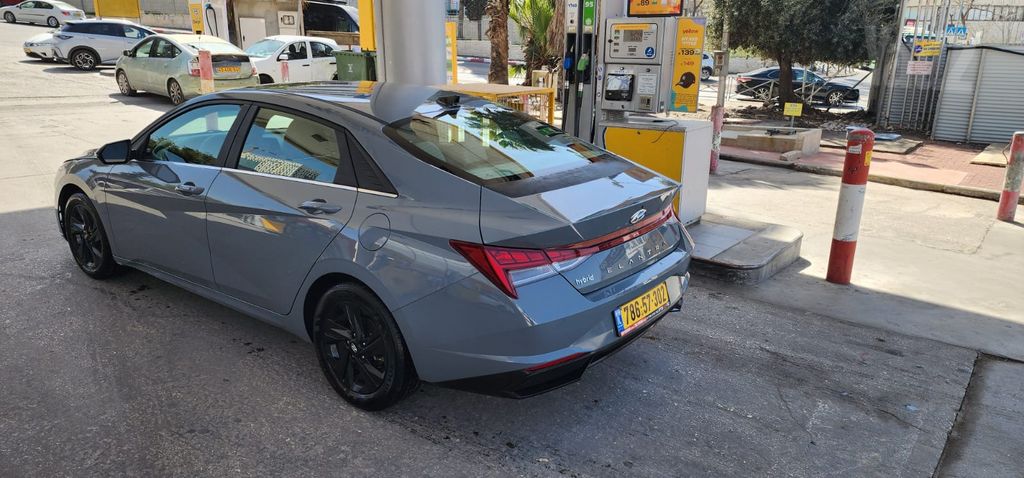 יונדאי אלנטרה