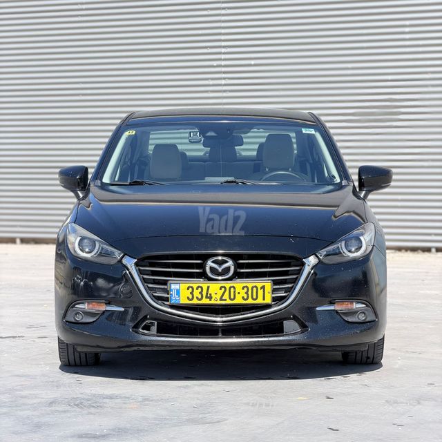 מודעת רכב מאזדה 3