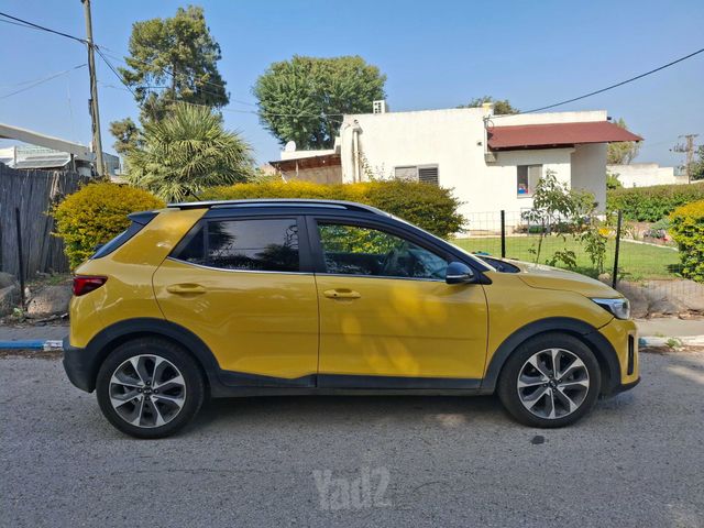 מודעת רכב קיה סטוניק