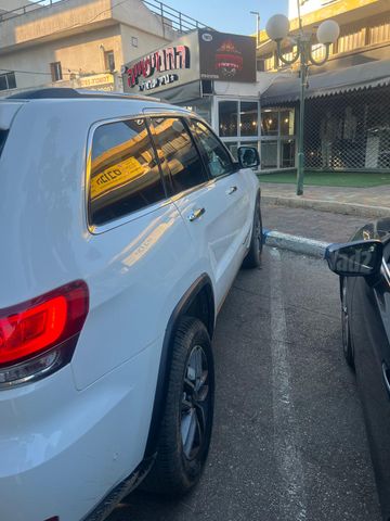 ג'יפ גרנד צ'ירוקי