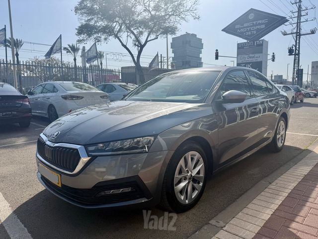 סקודה אוקטביה