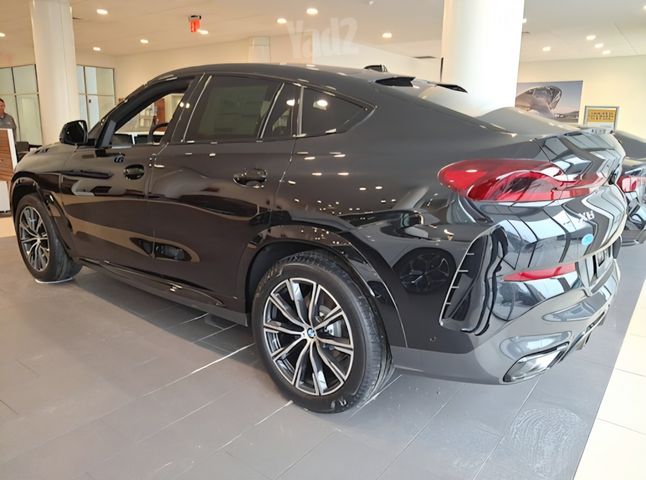 ב מ וו X6