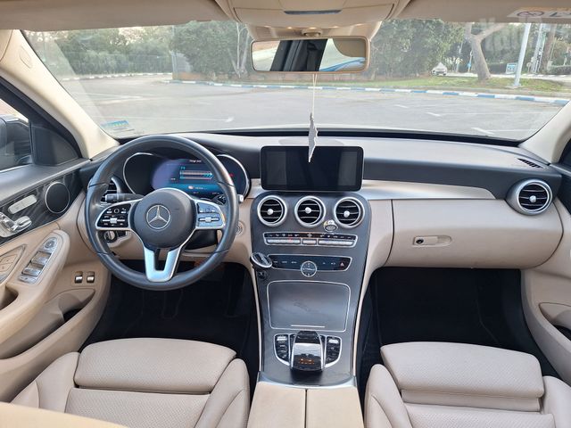 מרצדס-בנץ C-class