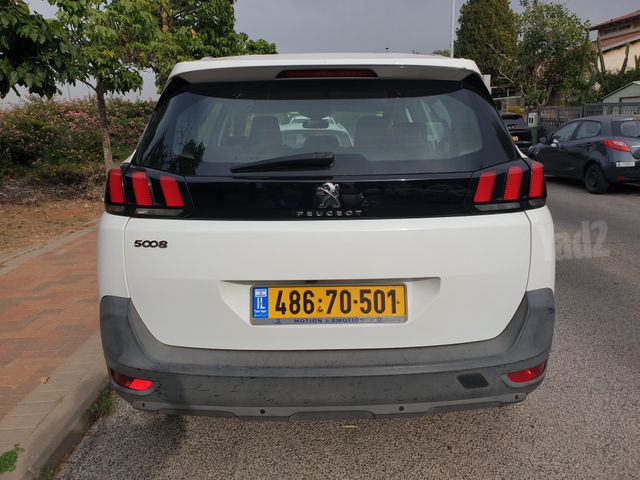 פיג'ו 5008