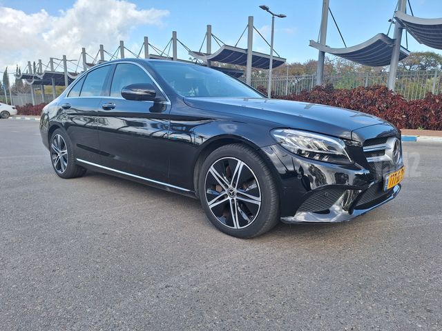 מרצדס-בנץ C-class