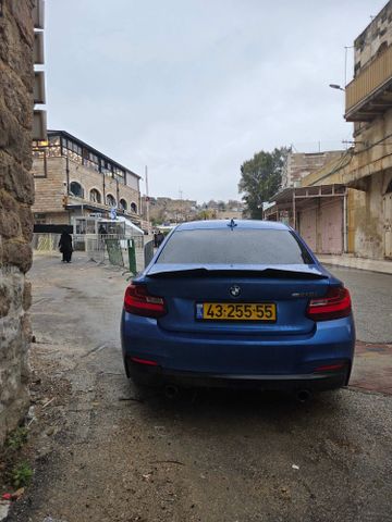 מודעת רכב ב מ וו סדרה 2