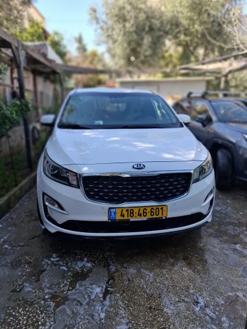 מודעת רכב קיה קרניבל
