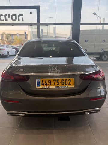 מרצדס-בנץ E-class