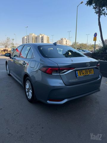 טויוטה קורולה