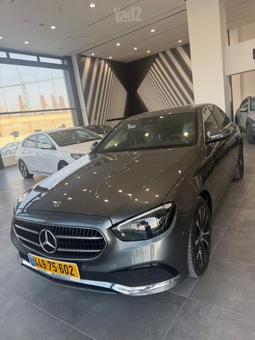 מודעת רכב מרצדס-בנץ E-class