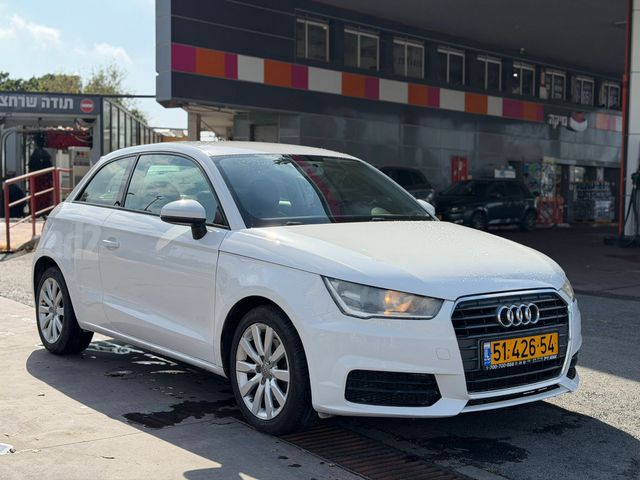 אאודי A1