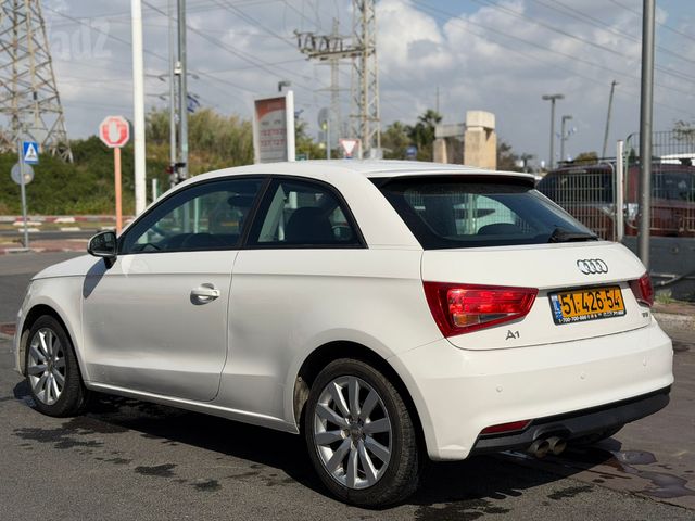 אאודי A1