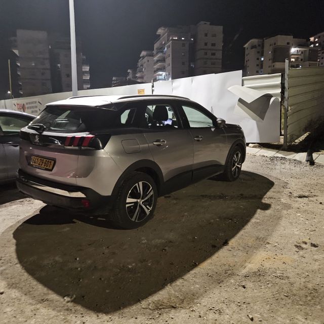 מודעת רכב פיג'ו 3008
