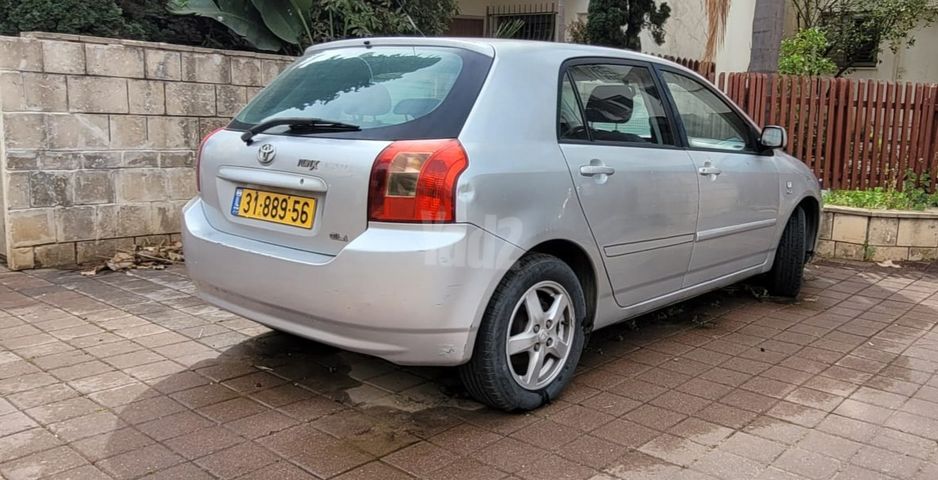 מודעת רכב טויוטה קורולה