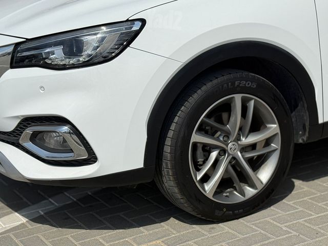 אם ג'י EHS PHEV