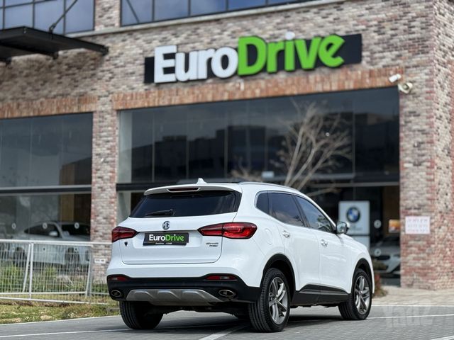 אם ג'י EHS PHEV