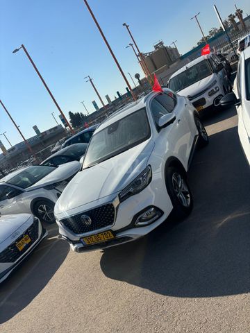 אם ג'י EHS PHEV
