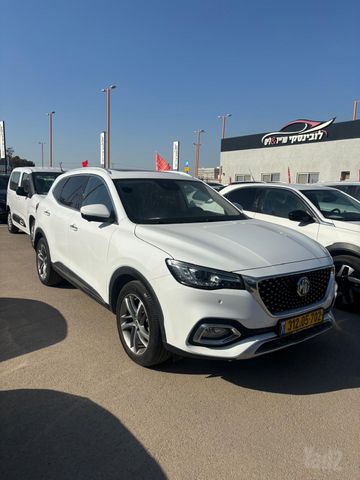 מודעת רכב אם ג'י EHS PHEV