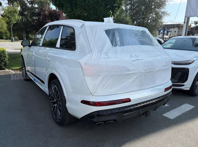 אאודי SQ7