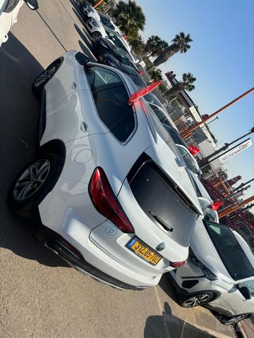 אם ג'י EHS PHEV