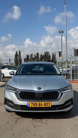 סקודה אוקטביה