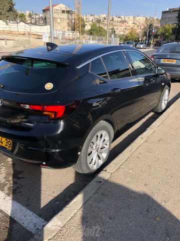 אופל אסטרה