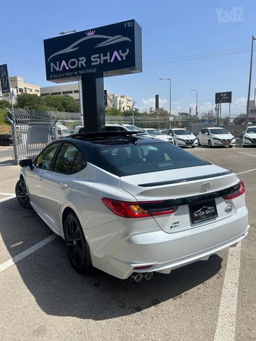 מודעת רכב טויוטה קאמרי 2