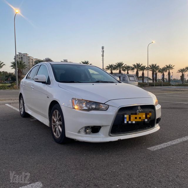 מיצובישי לנסר