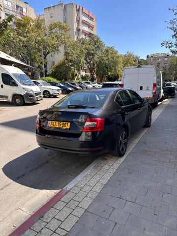 סקודה אוקטביה