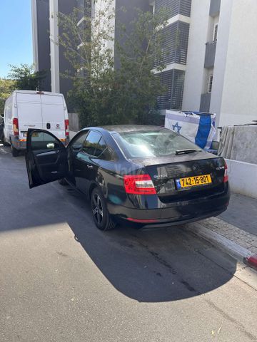 סקודה אוקטביה
