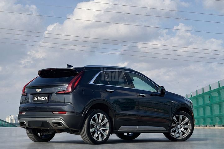 קאדילק XT4