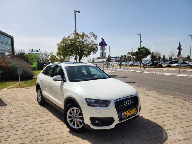 אאודי Q3