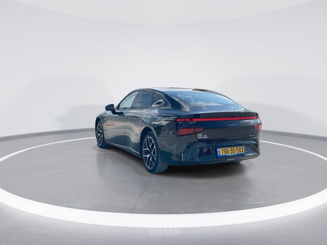 אקספנג P7
