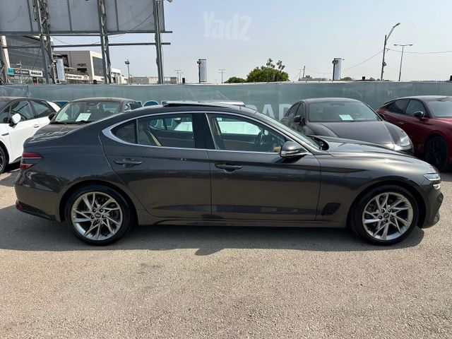 ג'נסיס G70