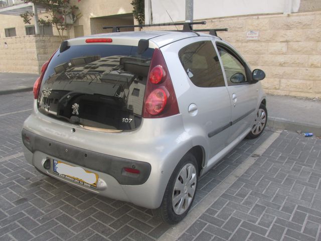 מודעת רכב פיג'ו 107