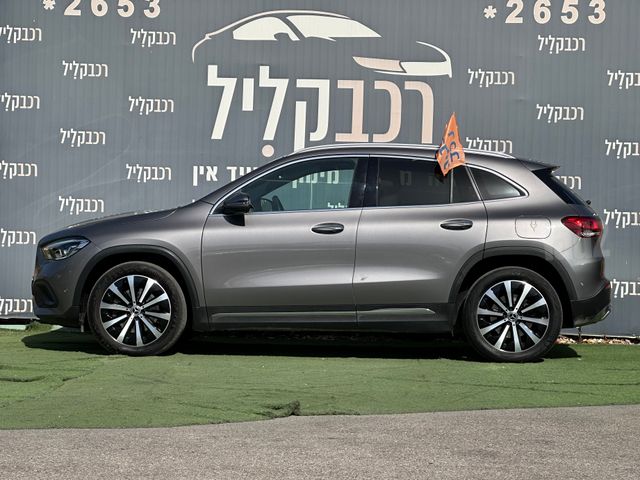 מרצדס-בנץ GLA
