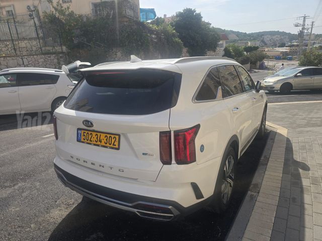 קיה סורנטו