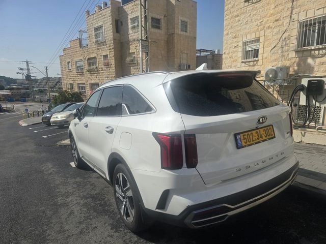 קיה סורנטו